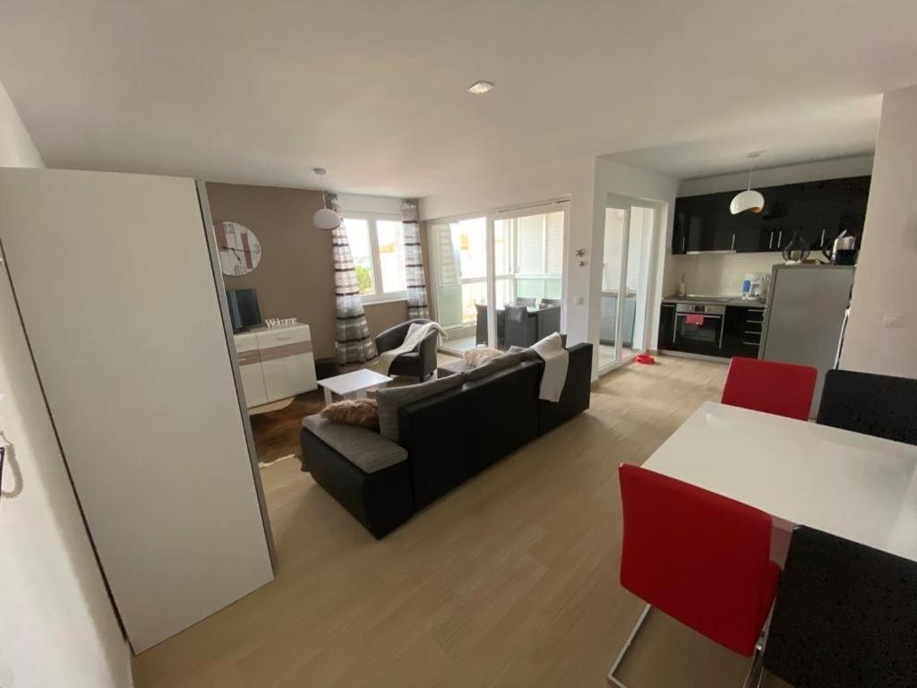 Apartman Erika Nin Exterior photo